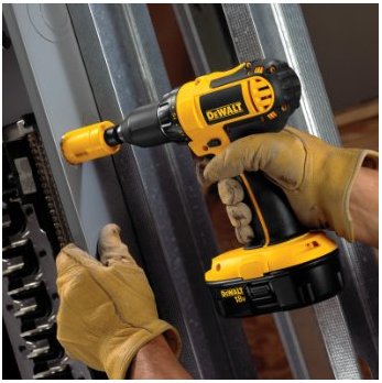 dewalt dc720ka 18-volt cordless compact drill/driver